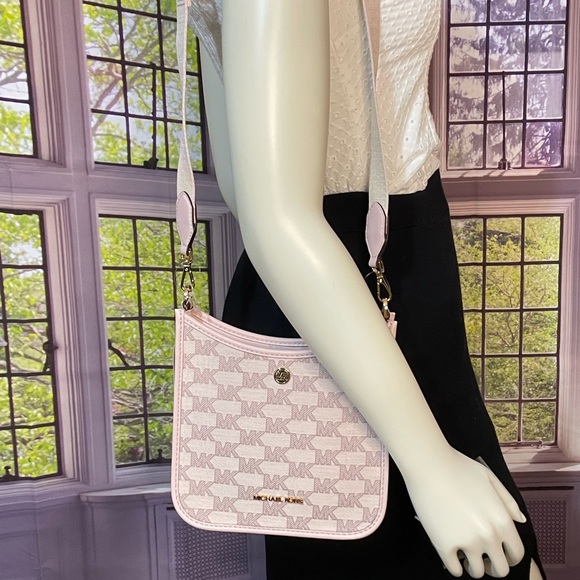 NWT Michael Kors Briley Logo Messenger Bag Crossbody Bag - Picture 13 of 13
